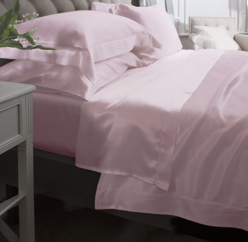Vaikun Silk Duvet Cover – Smooth & Elegant Bedding - Image 9
