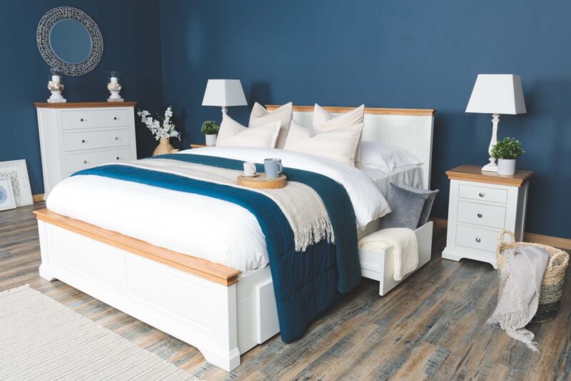 Vaikun Solid Wood Storage Bed Frame – 5ft King Size, Soft White & Oak - Image 4